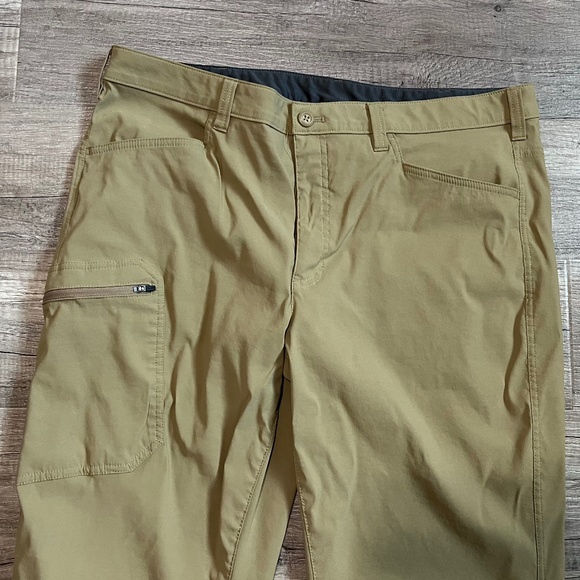 EDDIE BAUER Men's Rainier Pant (Size 38x32) - Picture 2 of 15